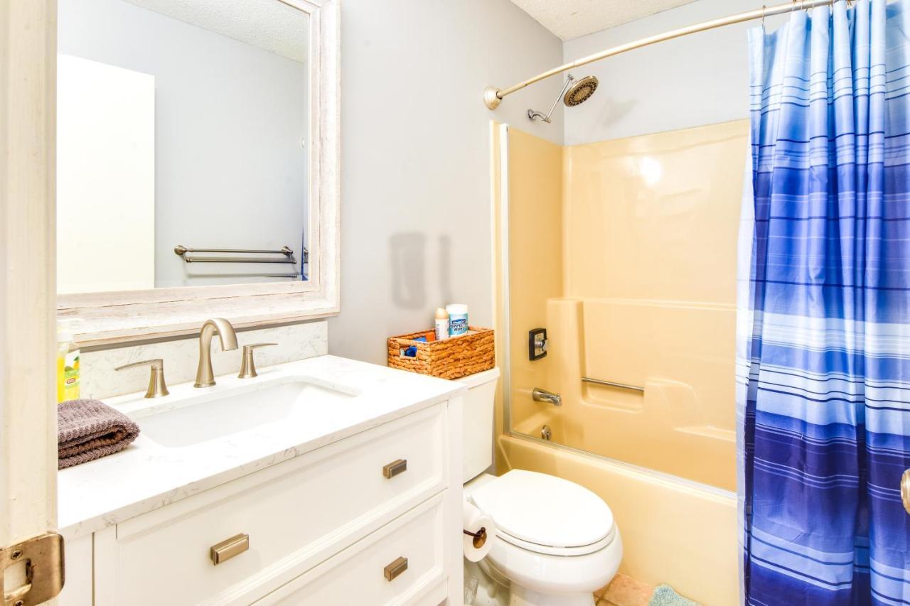 Ski-Inandout And Golf Condo With Aandc At Holiday Valley! Ellicottville Eksteriør billede