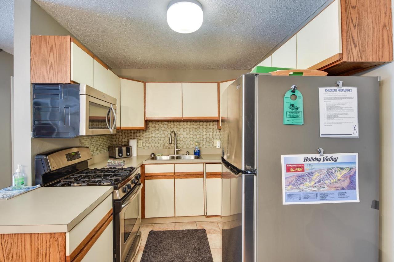 Ski-Inandout And Golf Condo With Aandc At Holiday Valley! Ellicottville Eksteriør billede
