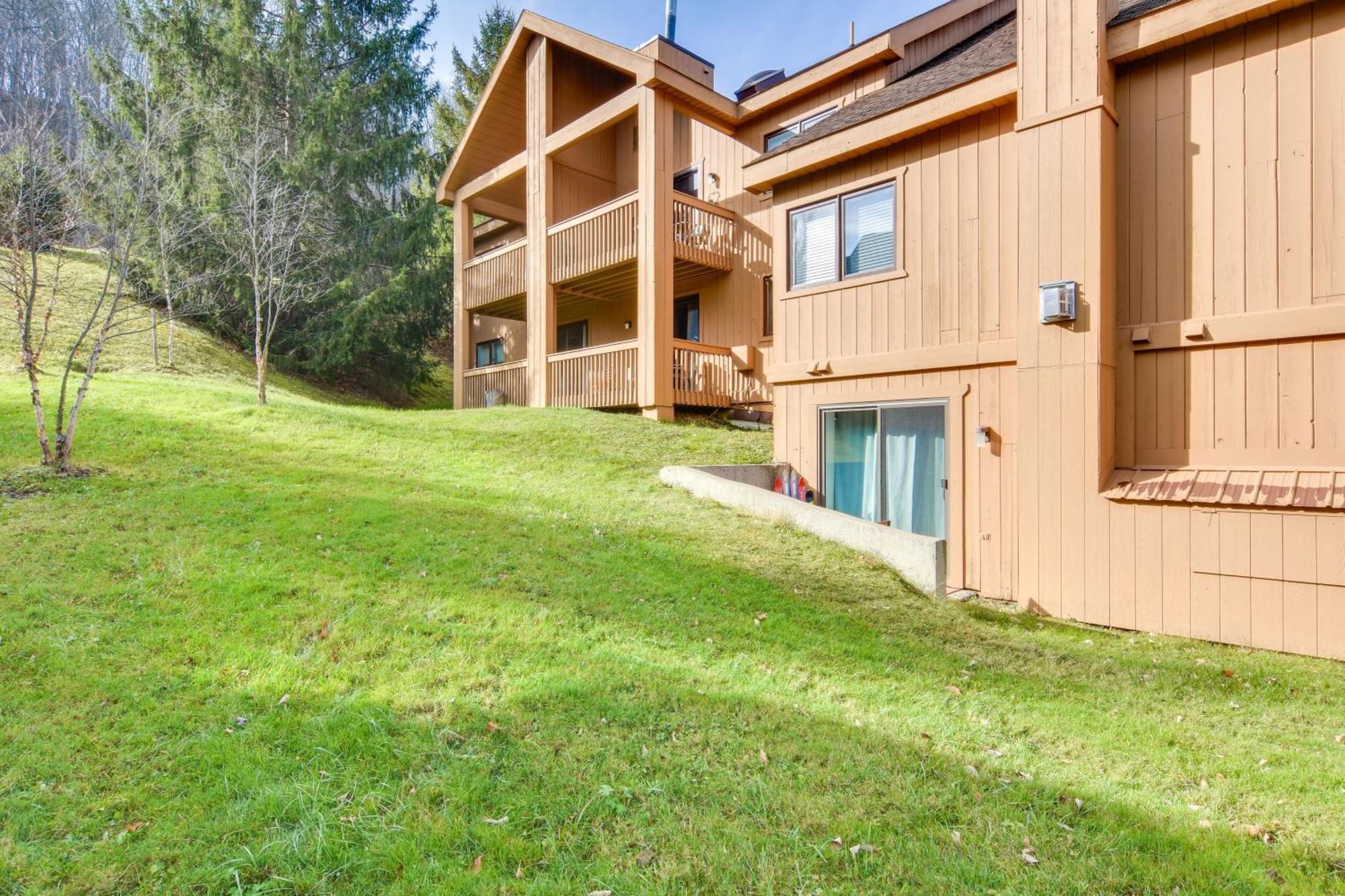 Ski-Inandout And Golf Condo With Aandc At Holiday Valley! Ellicottville Eksteriør billede